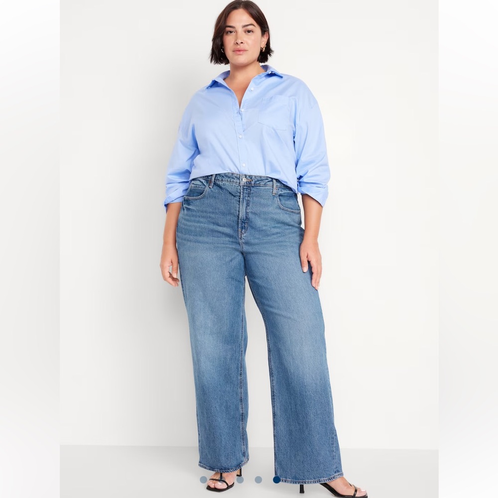 Extra High-Waisted Ski-High Wide Leg Jeans